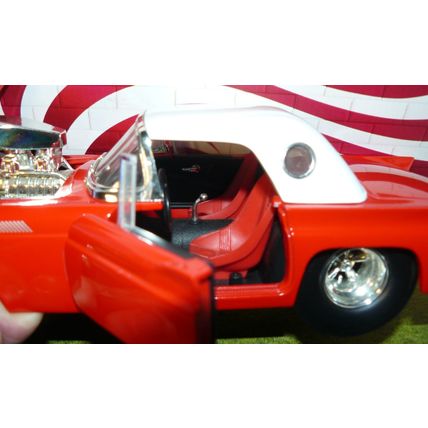 1/18 ( IBWB ) 1957 T-bird drag car