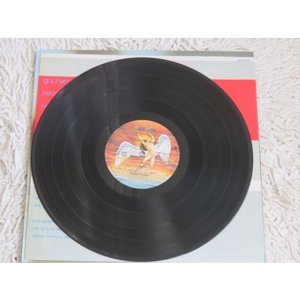 ROBERT PLANT, PICTURES AT ELEVEN VINYL LP.