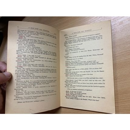 1960 1ST EDITION "A MAN FOR ALL SEASONS" ROBERT BOLT DRAMA PLAY PB BOOK (P2)