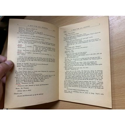 1960 1ST EDITION "A MAN FOR ALL SEASONS" ROBERT BOLT DRAMA PLAY PB BOOK (P2)