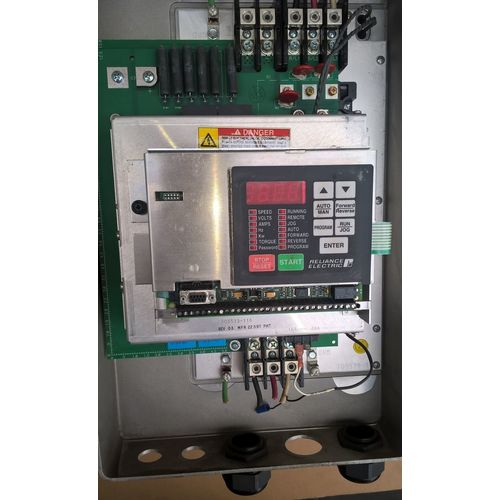 RELIANCE ELECTRIC GV 3000 SE MODEL:30V4260 30HP 460 VOLT AC Drive GV3000 30H4260