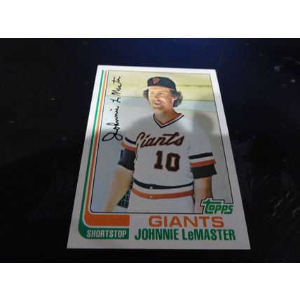 1982 Topps Card # 304A Johnnie LeMaster Near Mint (7) San Francisco Giants