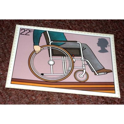 POST OFFICE STAMP POSTCARD<>INTERNATIONAL YEAR of DISABLED PEOPLE (wheelchair)