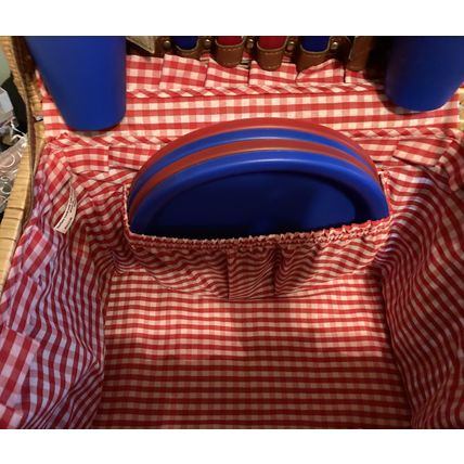 Wicker Picnic Basket -Oxford Eckrich NEW
