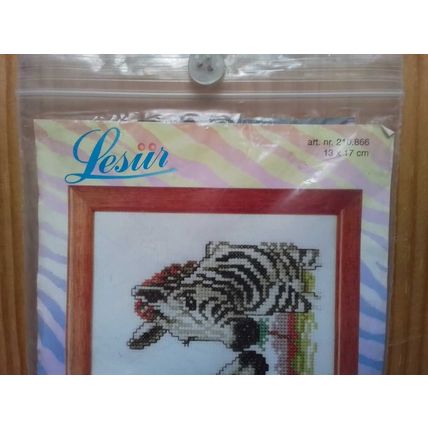 Zebras Cross Stitch Kit By Lesur 13 x 17 cm. Cotton Fabric and Yarn