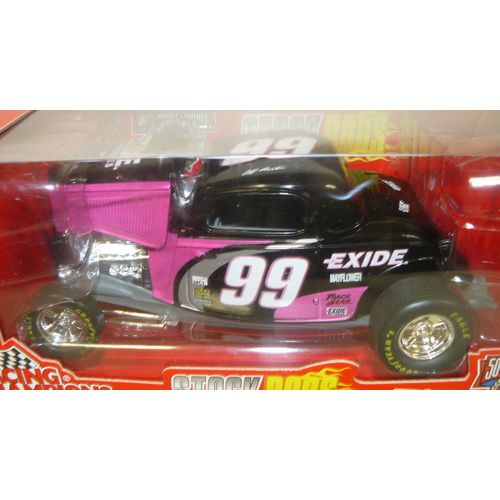 1/24 - 1/25 1934 Ford coupe race car #99 new in the box, the box may or ( 142 )