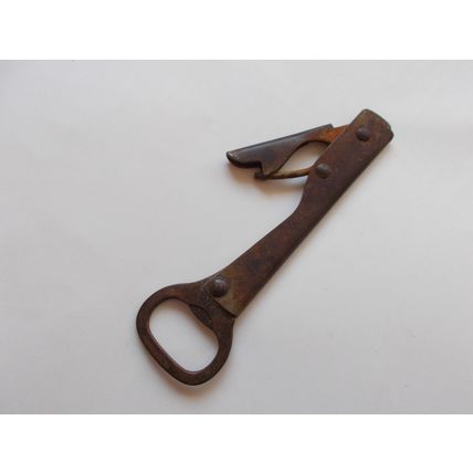 BOTTLE - BOY BY SKYLINE VINTAGE OPENER (09/10)
