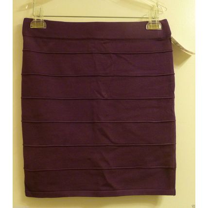 NEW WITH TAGS LADIES PURPLE RIBBED KNIT SKIRT JUNIOR SIZE LARGE SAY WHAT? LABEL