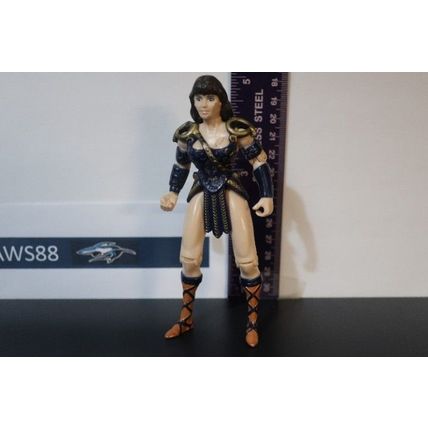 1995 MCA Toy Biz Xena Warrior Princess Figure