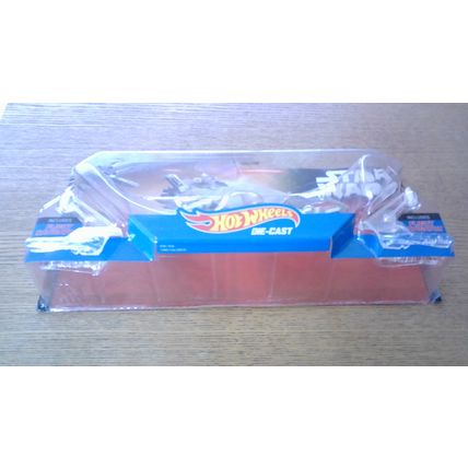 STAR WARS - First Order Transporter vs X-Wing Fighter - Hot Wheels Twin Pack
