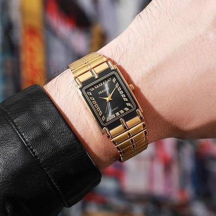 Latest Black Square Tank Face Gold Stainless Steel Movable Clasp Bracelet Watch