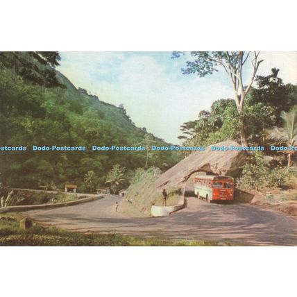 D025236 Kadugannawa Pass. Kandy Road. Salmal Paper Craft Maharagama. Sri Lanka.