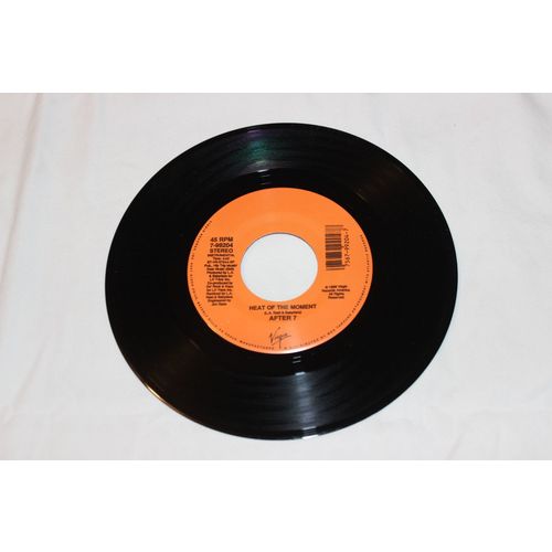 After 7 45 & Picture Sleeve-HEAT OF THE MOMENTx2 STEREO