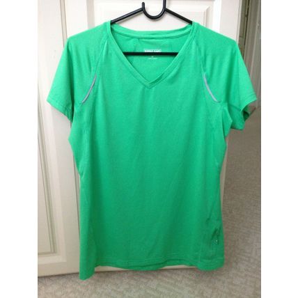 KIRKLAND SIGNATURE Women's Green V-neck Athletic Workout Active-Wear Top Size:M