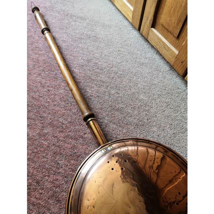 Vintage/Antique, Copper/Brass, Large Bed Warmer/Warming Pan - Long Wood Handle