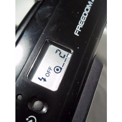 Minolta Freedom Zoom 90 AF Multibeam 35mm Film Point and Shoot Camera w/ Case*
