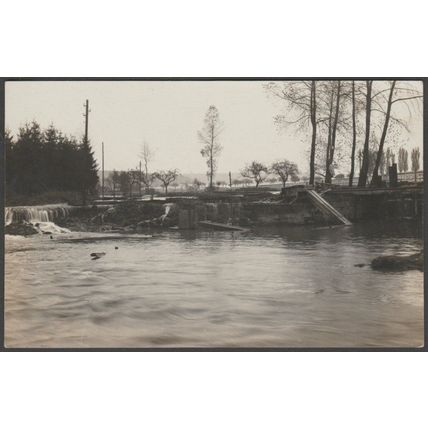 Flutschaden, Irgendwo in Deutschland, c.1930-50 - Foto-AK