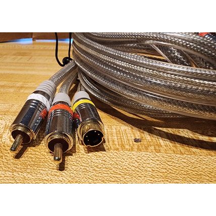Heavy Duty 3 Plug Audio Visual Video? 6 Foot Cable