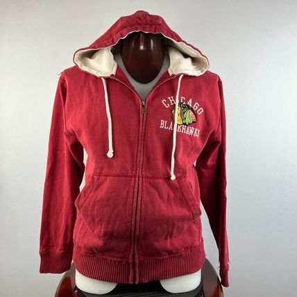 Chicago Blackhawks Old Time Hockey Embroidered Sewn Patch Hoodie Sweatshirt Med