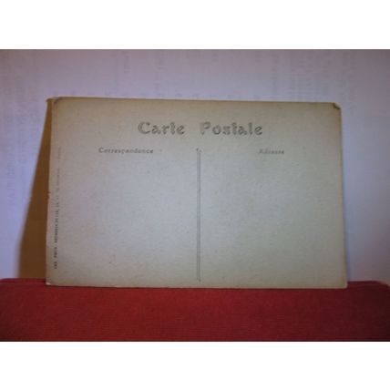 LE MUSEE, BEAUVAIS, FRANCE unused antique postcard #