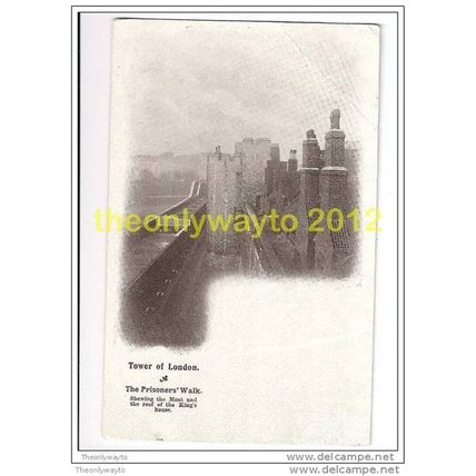 TOWER OF LONDON, THE PRISONER'S WALK, ENGLAND, 1900/10s? Postcard