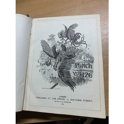 1904 PUNCH MAGAZINE BOUND VOLUMES HEAVY 2.9kg LEATHER ANTIQUE BOOK (P14)