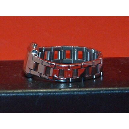 Pre-Owned Women’s Lorus Y120 X021 Analog Dress Watch