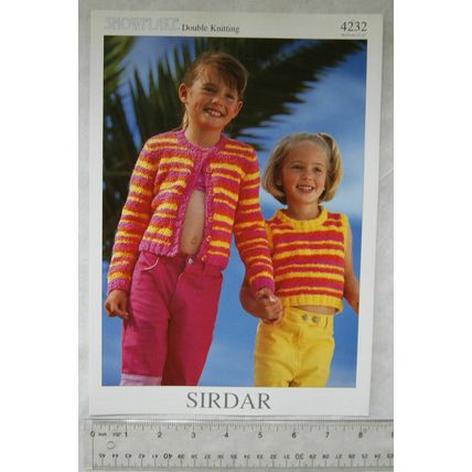 Vintage: Sirdar 4232 cardigan and top, DK, 22-32 inch, 56-81 cm