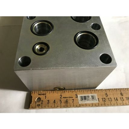 NEW SUN HYDRAULICS HBB 0D60-A2 ALUMINUM VALVE MANIFOLD BLOCK 0D60-A2,OD6O-A2,SK