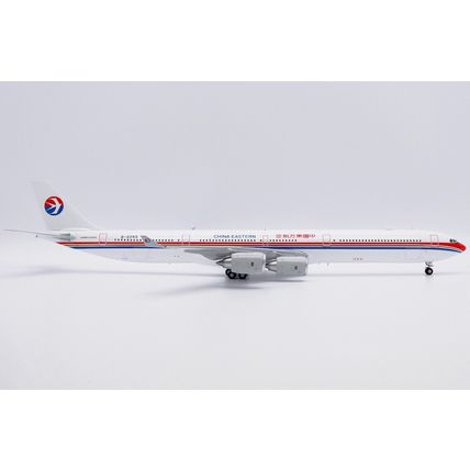 A340-600 CHINA EASTERN AIRLINES REG: B-6055 - JC WINGS JCLH2452 1/200- PRE ORDER