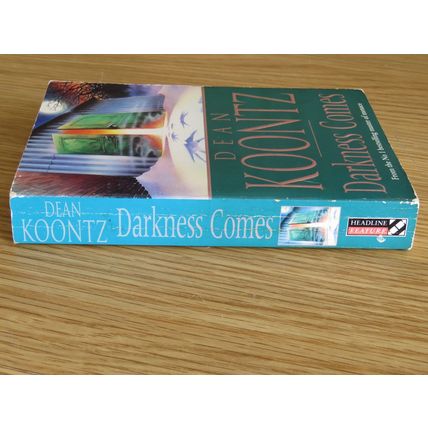 DEAN KOONTZ, DARKNESS COMES PAPERBACK BOOK