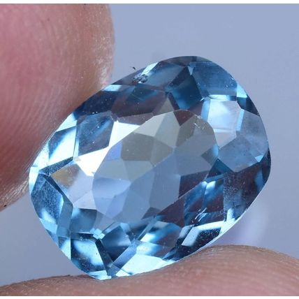 Natural Brazilian Blue Aquamarine 11.20 Ct Oval Cut Loose Gemstone
