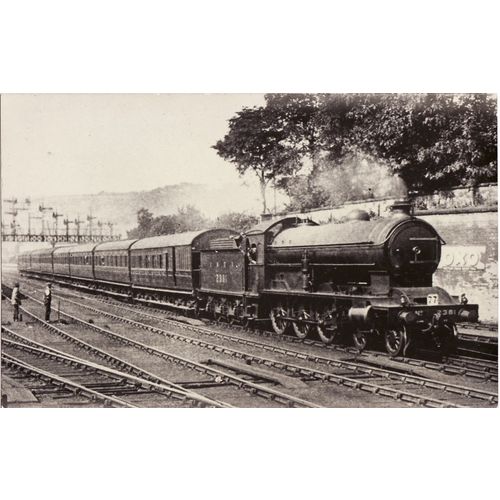 Railway Photo LNER B16 2381 Scarborough NER Raven B16/1 4-6-0 Loco North Eastern