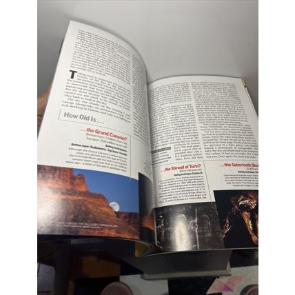 National Geographic Magazine September 2001 How Old is it? - Vintage Collectable