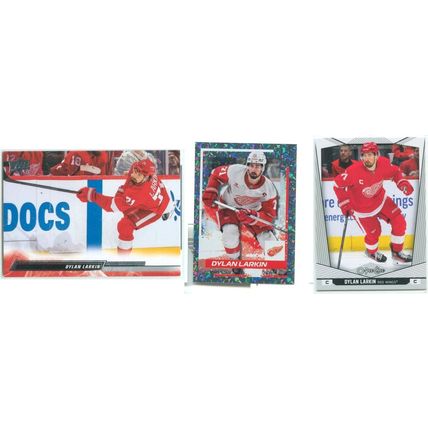 Dylan Larkin 18x card lot incl Playing Cards