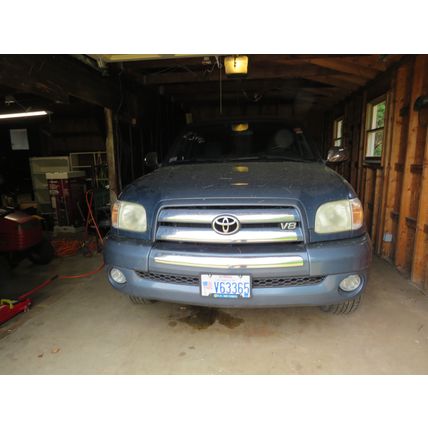 2005 Tundra 4X4, SR5, ONLY 126,858 Miles, MINT BODY, but frame needs weld a coup