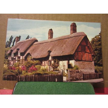 SHOTTERY, STRATFORD UPON-AVON unused postcard Anne Hathaway's Cottage by M & L =