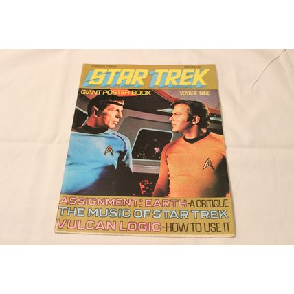 STAR TREK GIANT POSTER BOOK VOYAGE NINE-POSTER