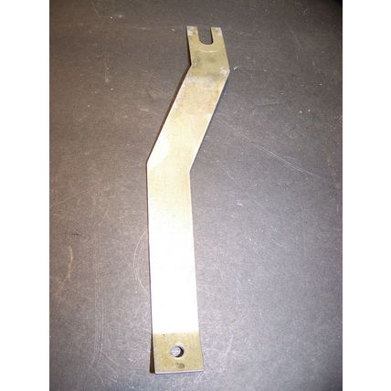 1968 CHRYSLER 300 RADIO SUPPORT BRACKET OEM NEW YORKER NEWPORT TOWN & COUNTRY