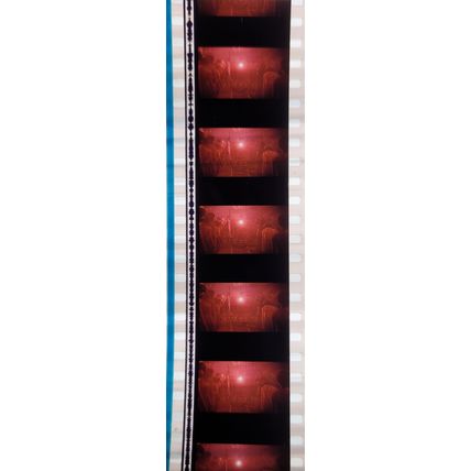 Pk GEB - P - MIX - B 029c . 1 STRIP OF 5 - 35MM FILM CELLS. ( )
