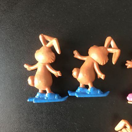 Nestle Nesquik Rabbits Sports Tennis, Roller Skating FIVE VGC + 2 damaged