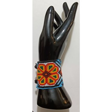 Traditional Huichol Art. Mexico Glass Seed Beads Bracelet. Floral Motives 1