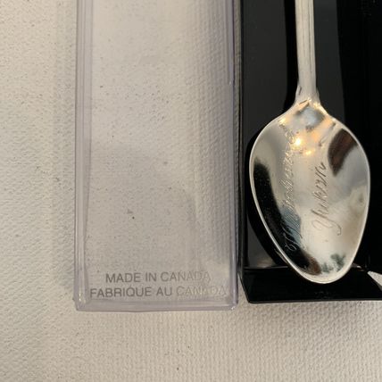 Souvenir Spoon Whitehorse Yukon Canada Gold Plated Moose Maple Leaf Etched Bowl
