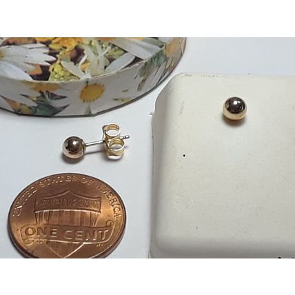 4mm Polished ball 14Kt Yellow Gold Stud Earrings #18909