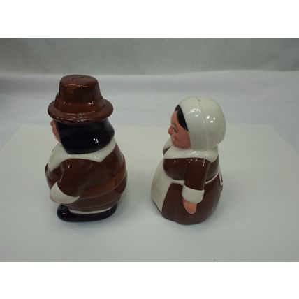 Thanksgiving Salt & Pepper Pilgrims Publix Supermarket 2004