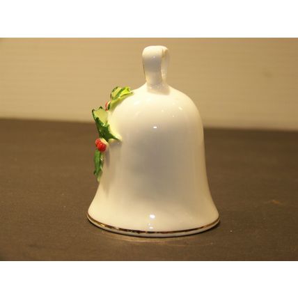 NAPCOWARE HOLLY CHRISTMAS BELL DECORATION ORNAMENT BONE CHINA TAIWAN VINTAGE