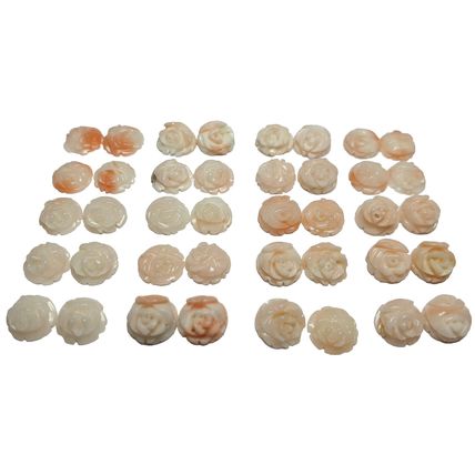 52277.0 40 Carved 6.5 mm Vintage Coral Harvested from the Sea 1970's to 1980's