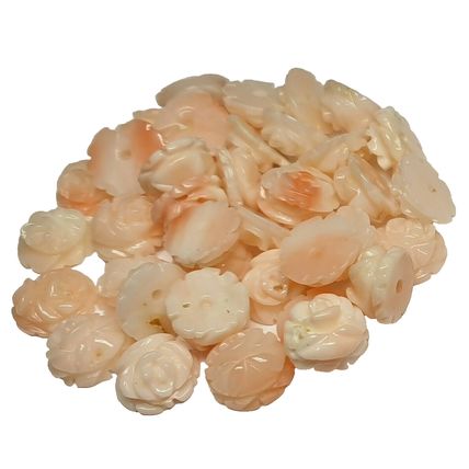 52277.0 40 Carved 6.5 mm Vintage Coral Harvested from the Sea 1970's to 1980's
