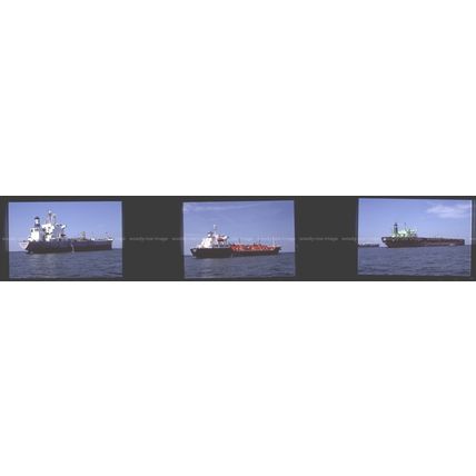 SLC030 - Bulk Lot Oil Tankers - 12 , 35mm Colour Slides