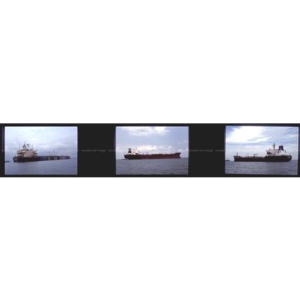 SLC030 - Bulk Lot Oil Tankers - 12 , 35mm Colour Slides